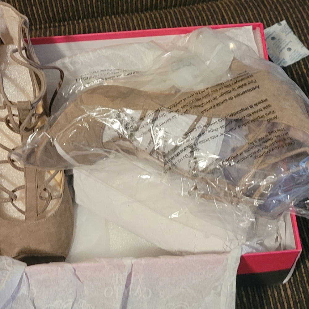Vince Camuto heel